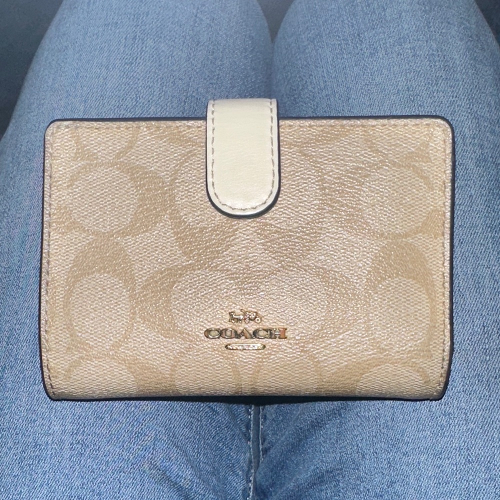 Coach Tan and white Signature Wallet